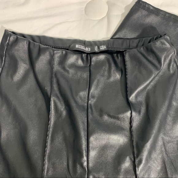Pleather leggings - Picture 2 of 3